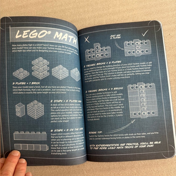 LEGO Master Builder Design Journal - Picture 4 of 6